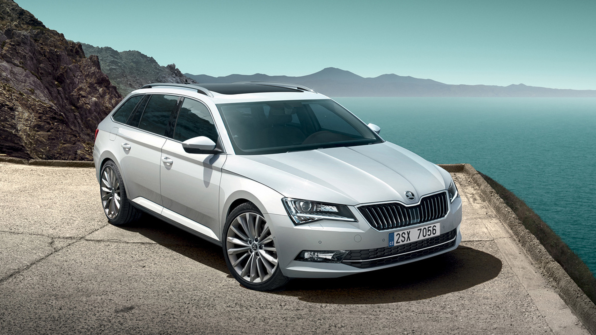 The best cars for rear seat passengers! CarCliq